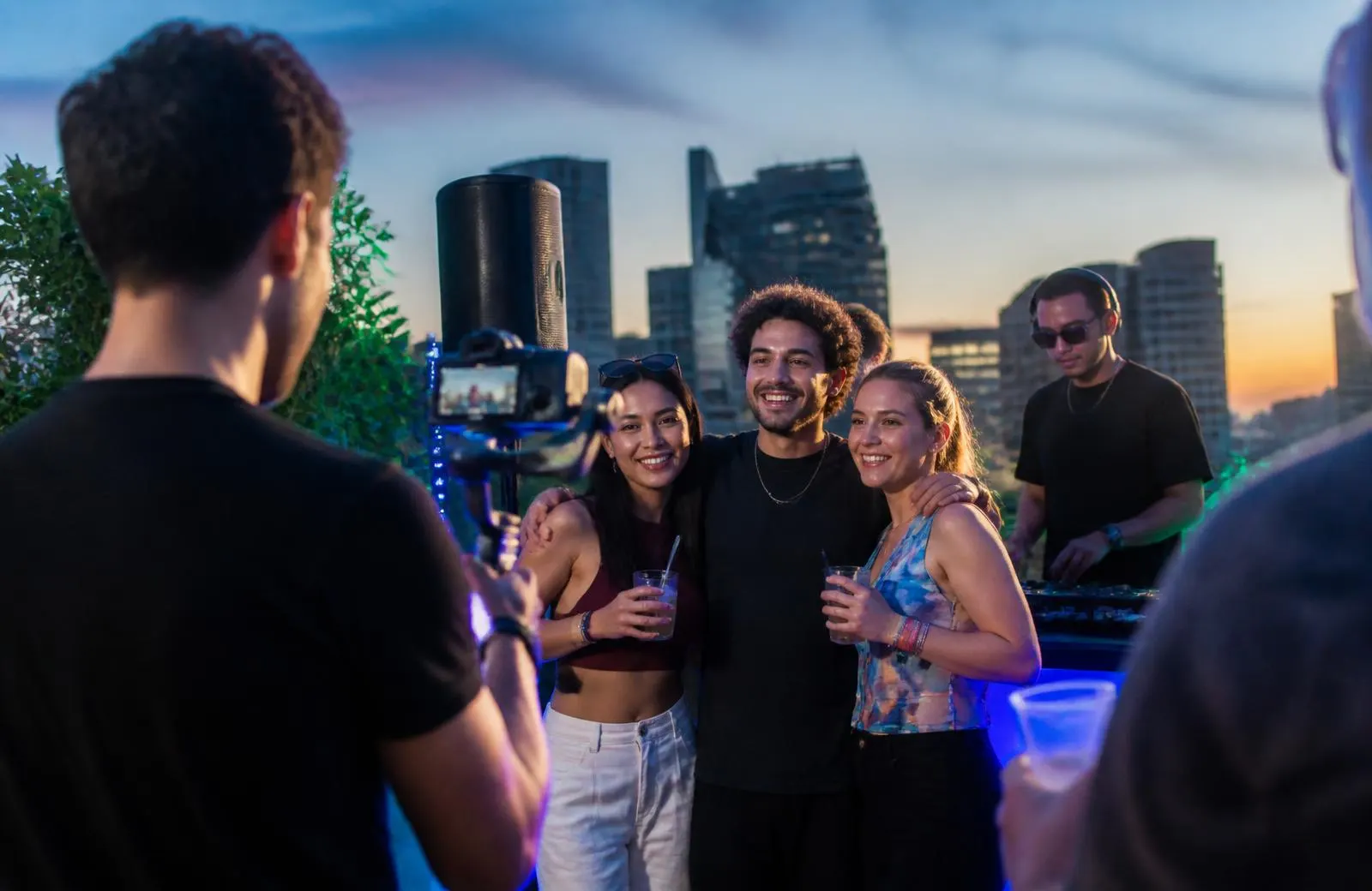 Creator-Setup bei einem Dreh für eine Marke aus dem Bereich Nightlife